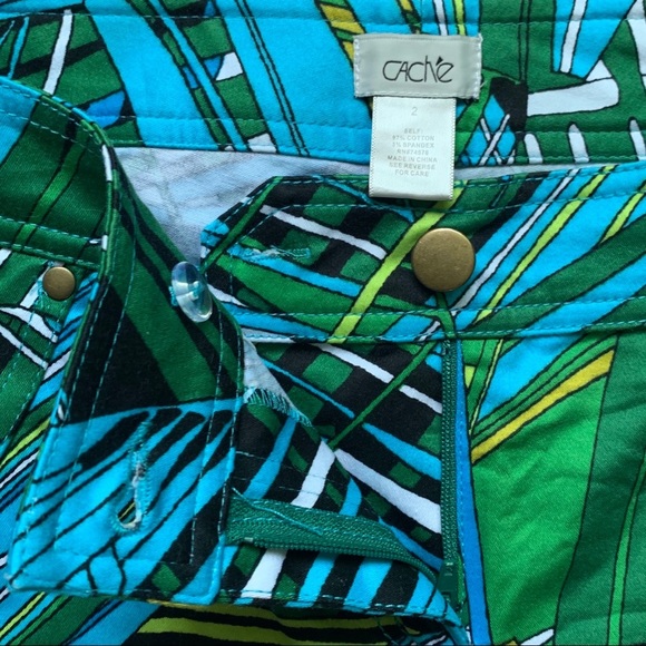 Cache Tropical Print Women Shorts - Blue and Green - Picture 3 of 9